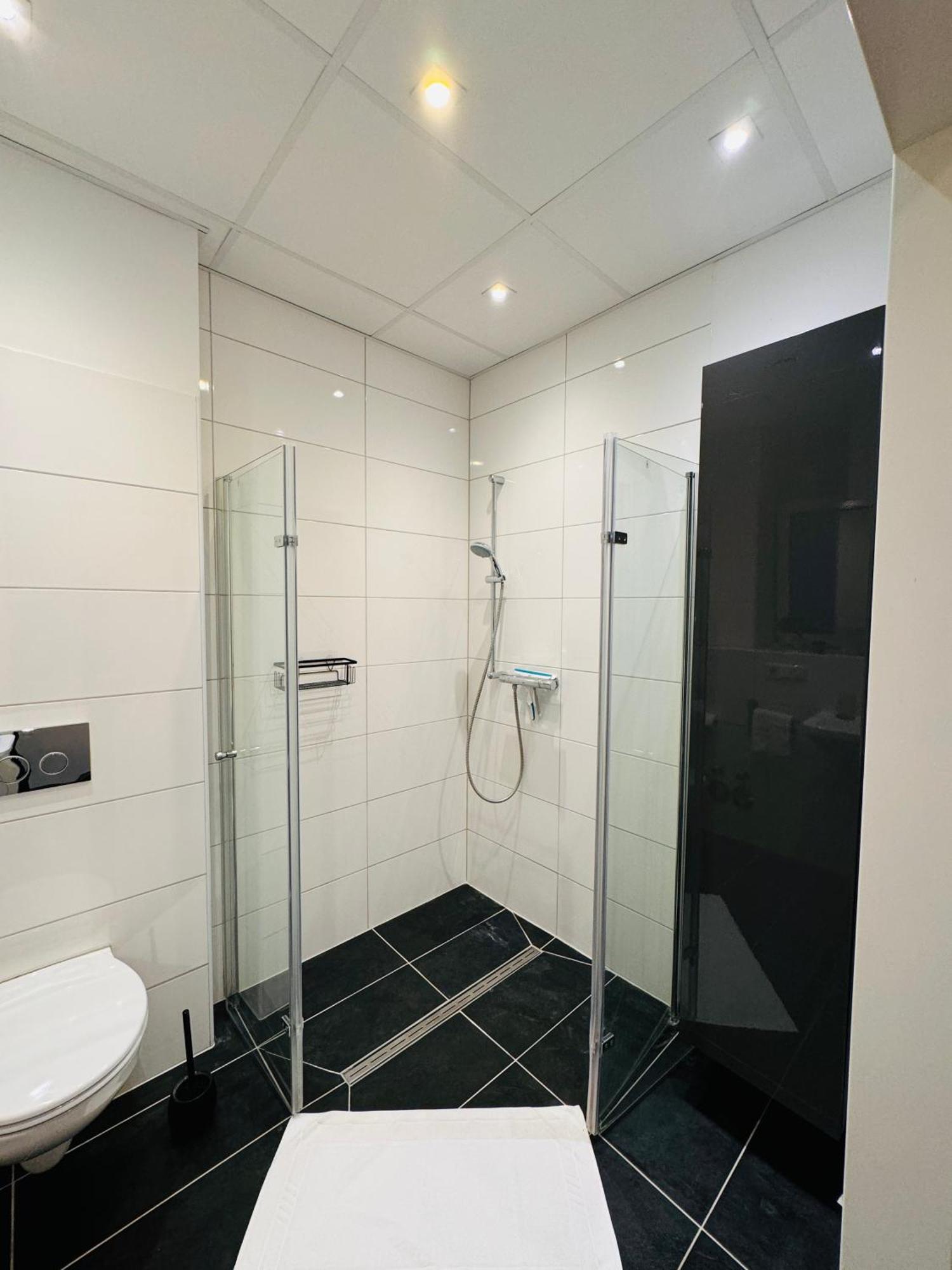Klassen Stay - Designer Altbau Apartment Mit 2 Zimmer - Naehe Zentrum Und Rhein Koblenz  Exteriör bild